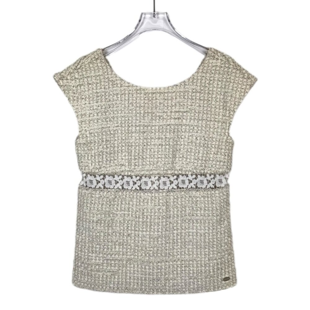 015585 Chanel logo buckle beige tweed Chanel style vest size 36